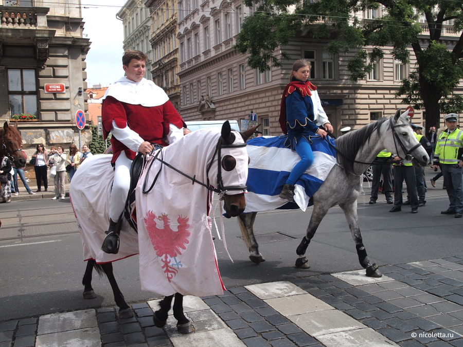 Королевское шествие из Праги в Карлштейн