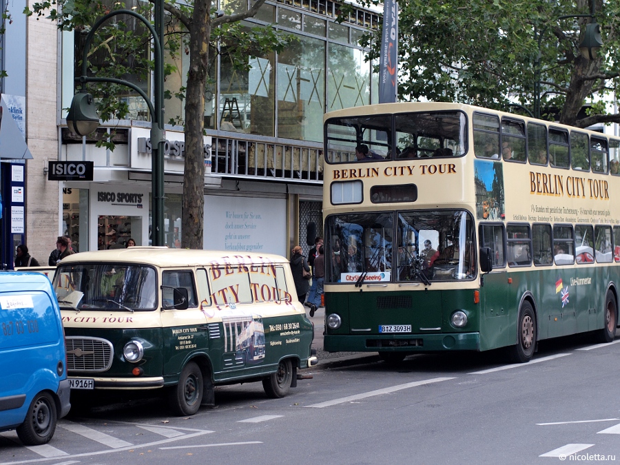 Туристический автобус в Берлине